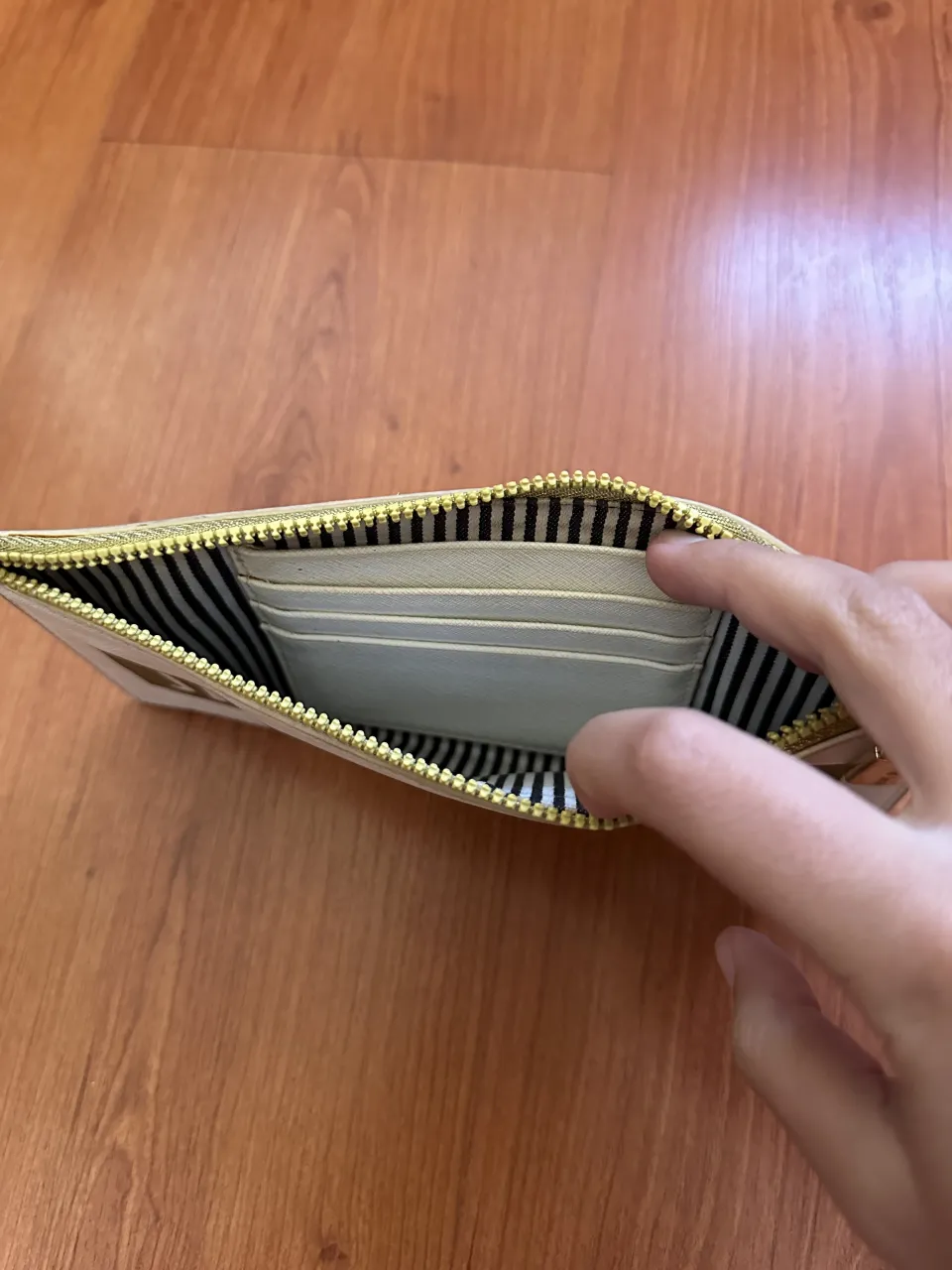 Billetera Jackie Smith - Vista 2