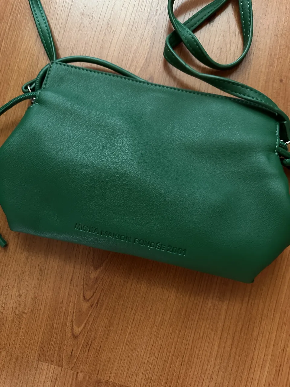 Cartera Mishka - Vista 2