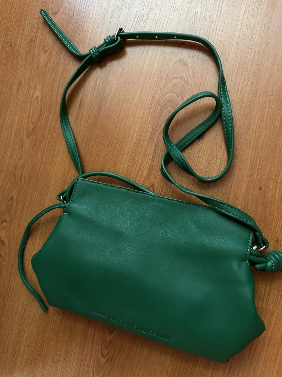 Cartera Mishka - Vista 3