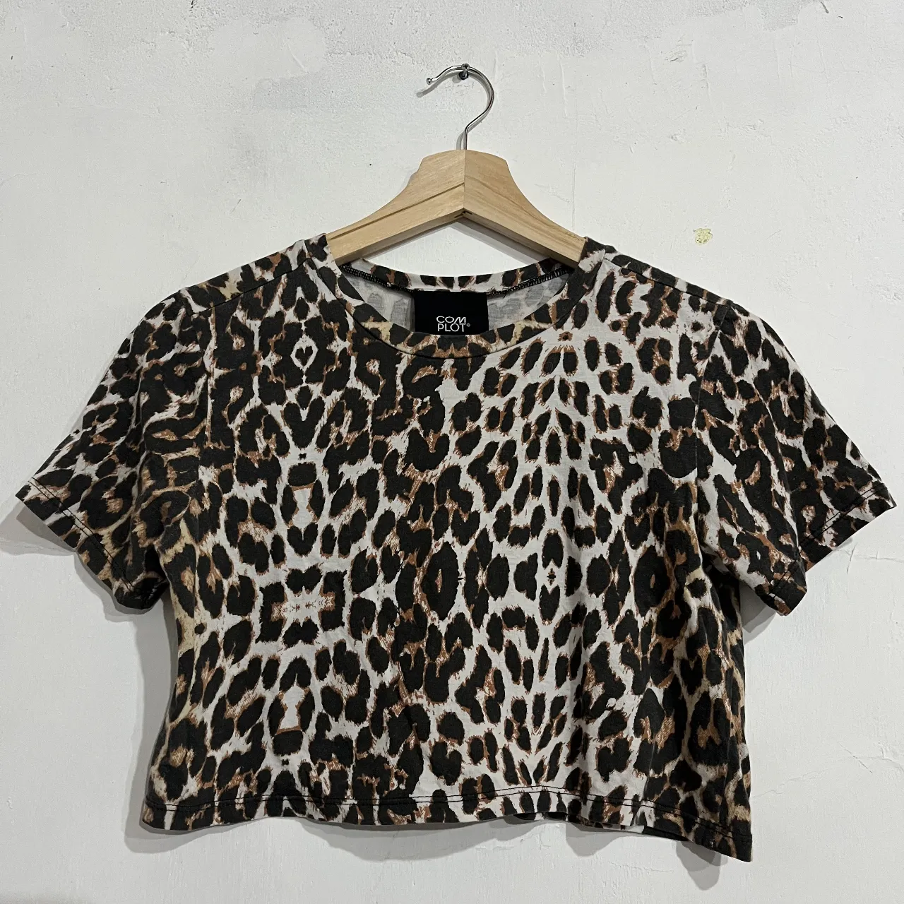 Remera Complot