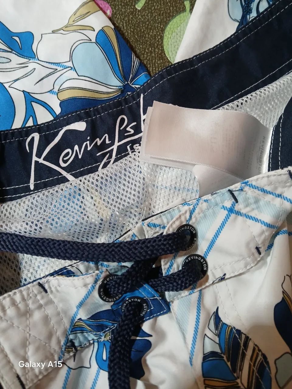 Bermuda Kevingston - imagen 3