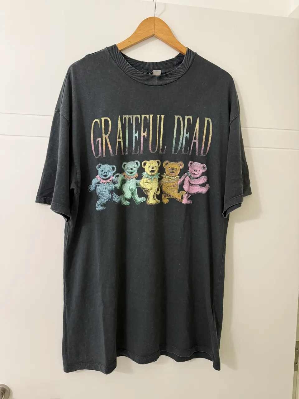 Remera Divided
