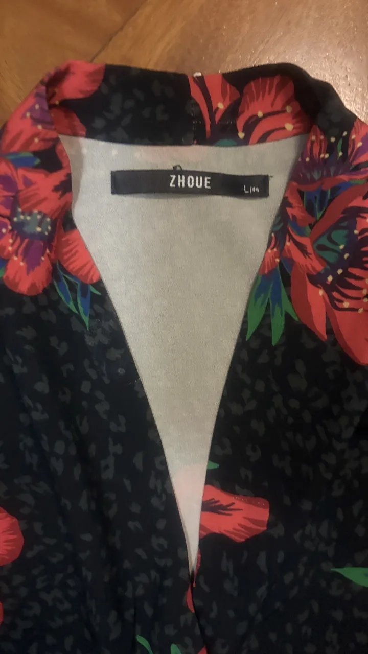 Blusa Zhoue - imagen 4