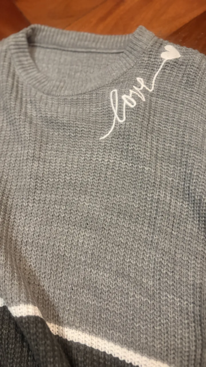 Sweater A ≠ - imagen 4