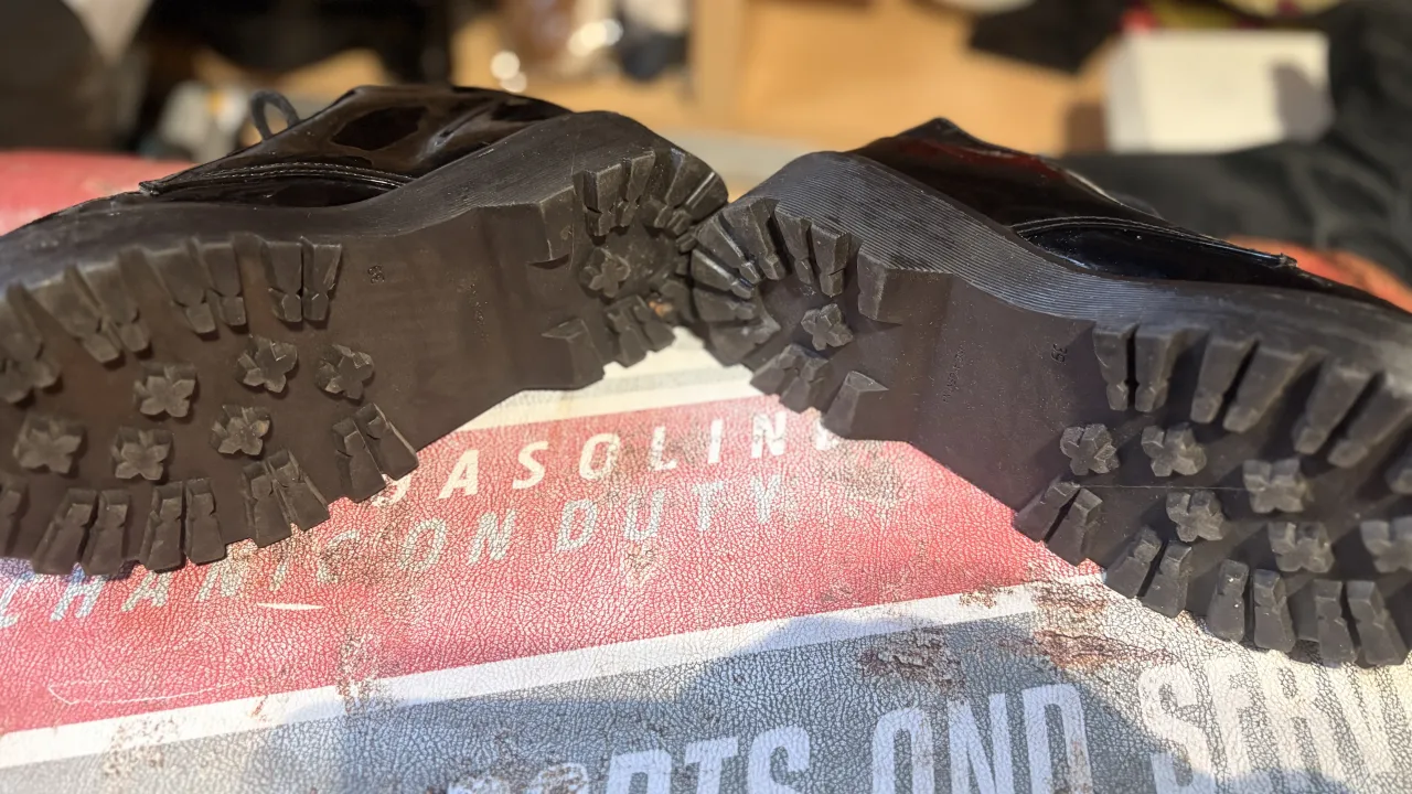 Zapatos A ≠ - imagen 3