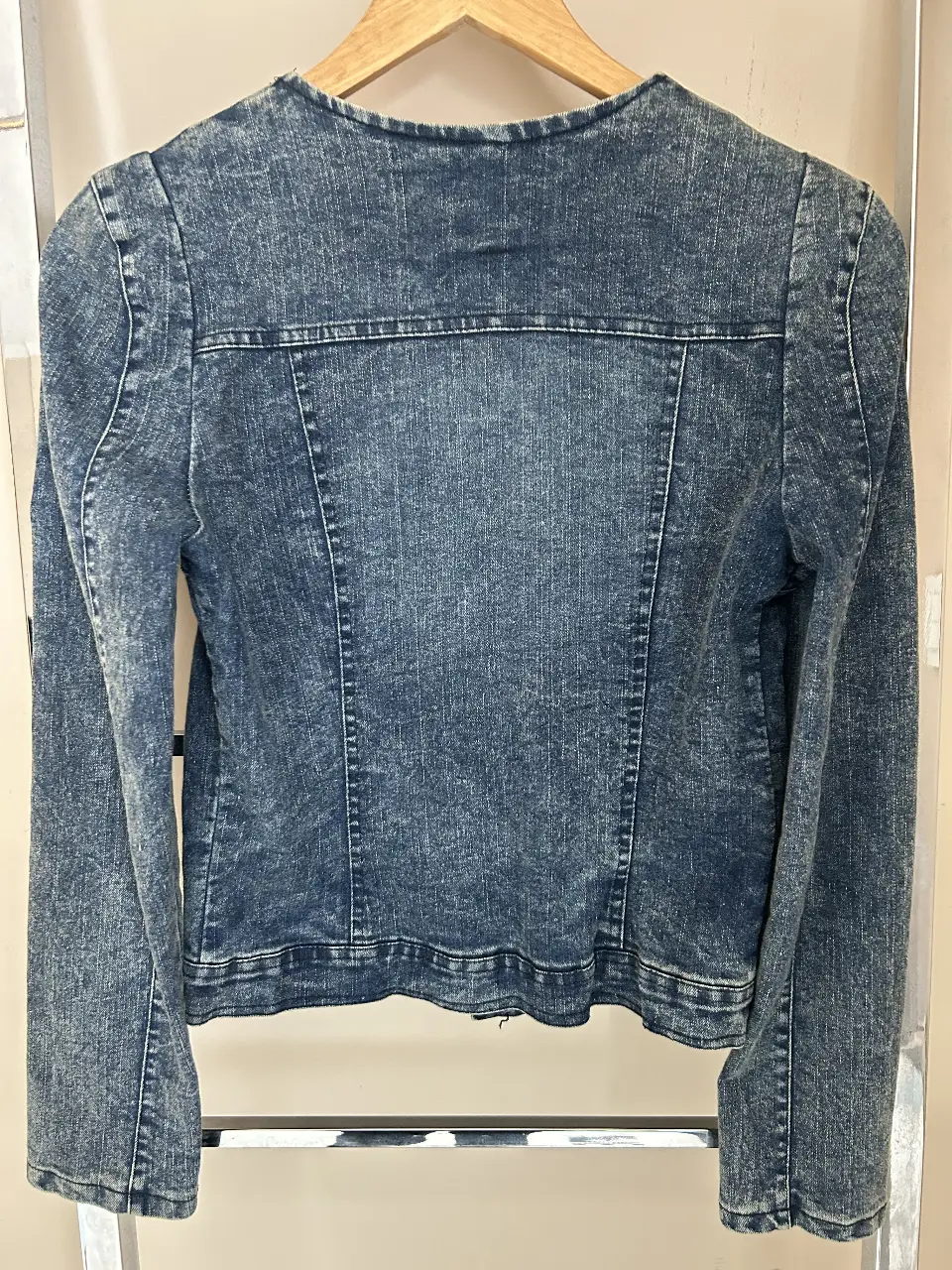Campera Otra miniatura 5