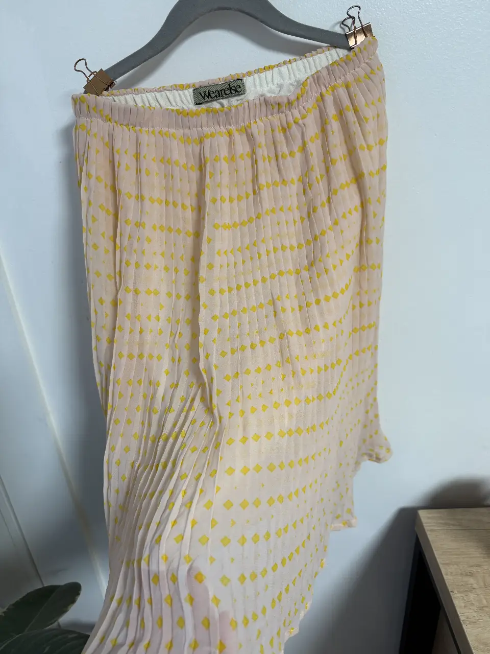 Pollera Generic miniatura 2