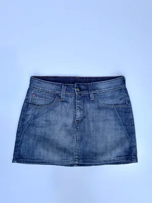 Levi's