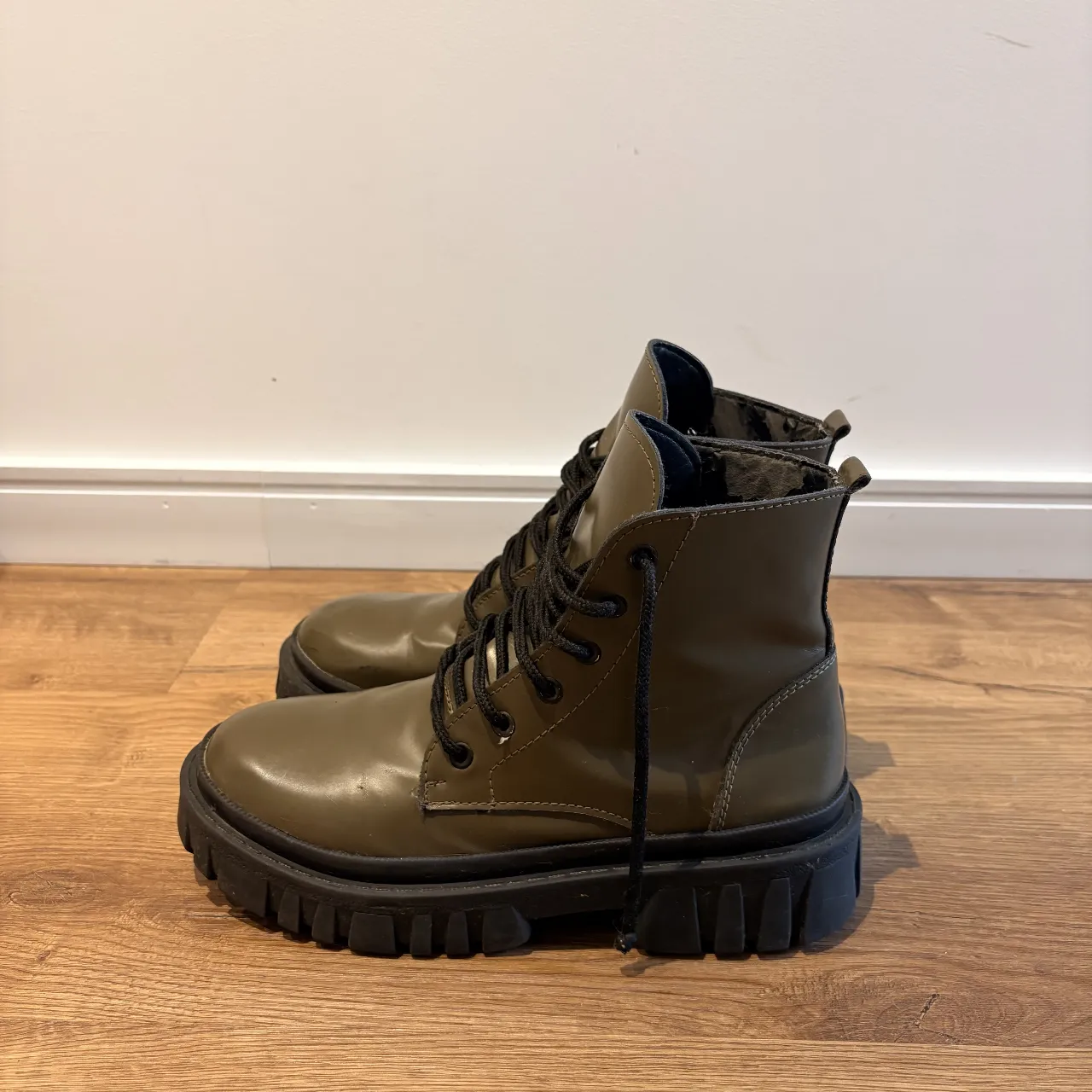 Borcegos Ricky Sarkany - imagen 3