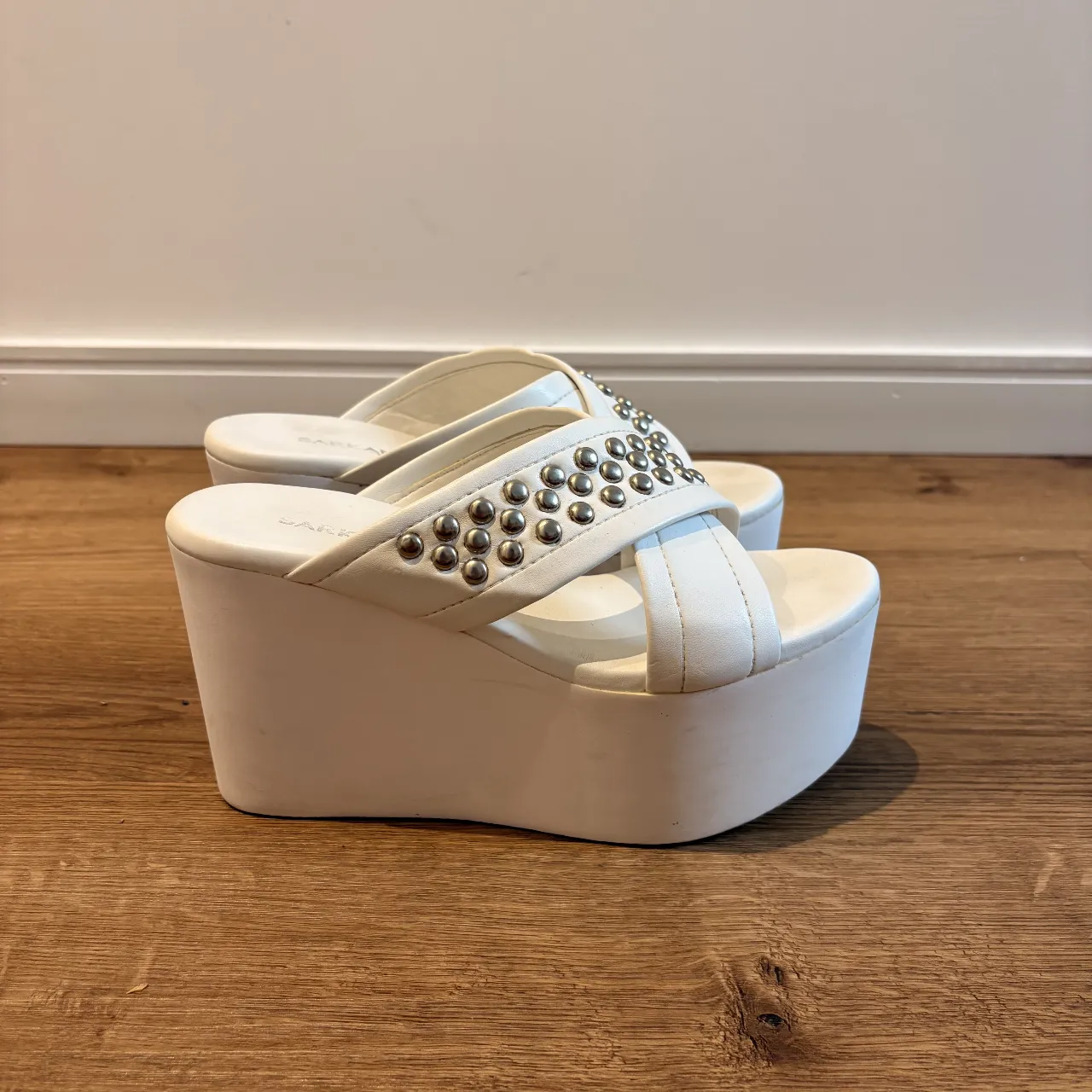 Zuecos Ricky Sarkany - imagen 4