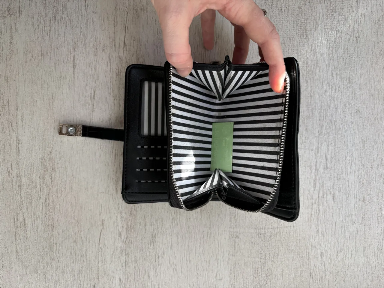 Billetera Lázaro - Vista 6