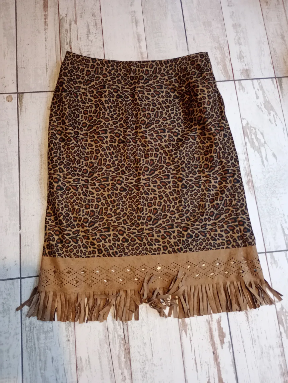 Pollera Les sorcieres - imagen 2