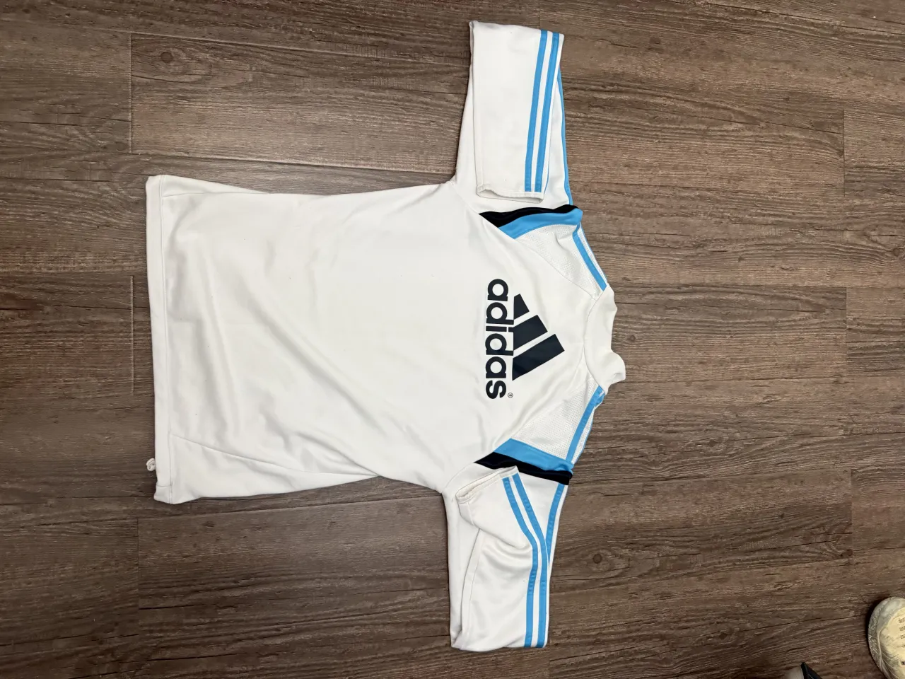 Buzo adidas - imagen 3
