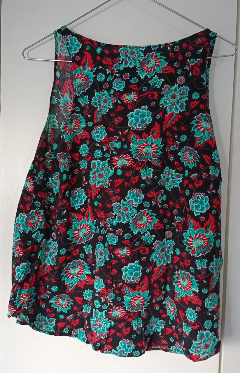 Musculosa Me voy lejos miniatura 2
