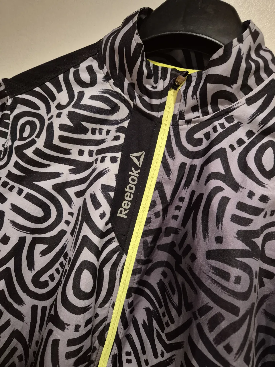 Campera Reebok - imagen 2