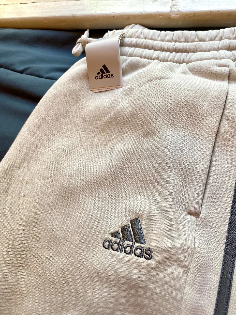 Pantalón adidas - Vista 3