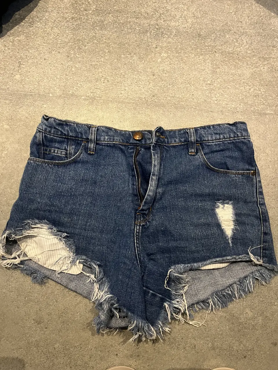 Short CHER. - imagen 1