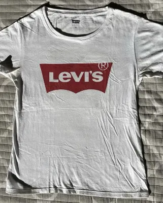 Levi's