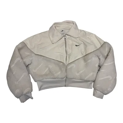 Nike · Talle M