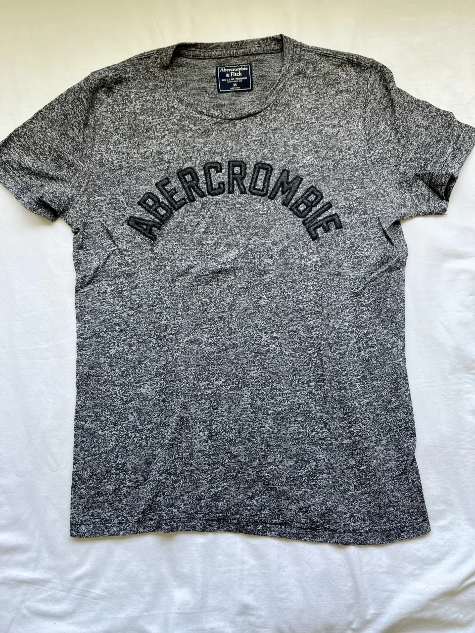 Remera Abercrombie & Fitch - imagen 1
