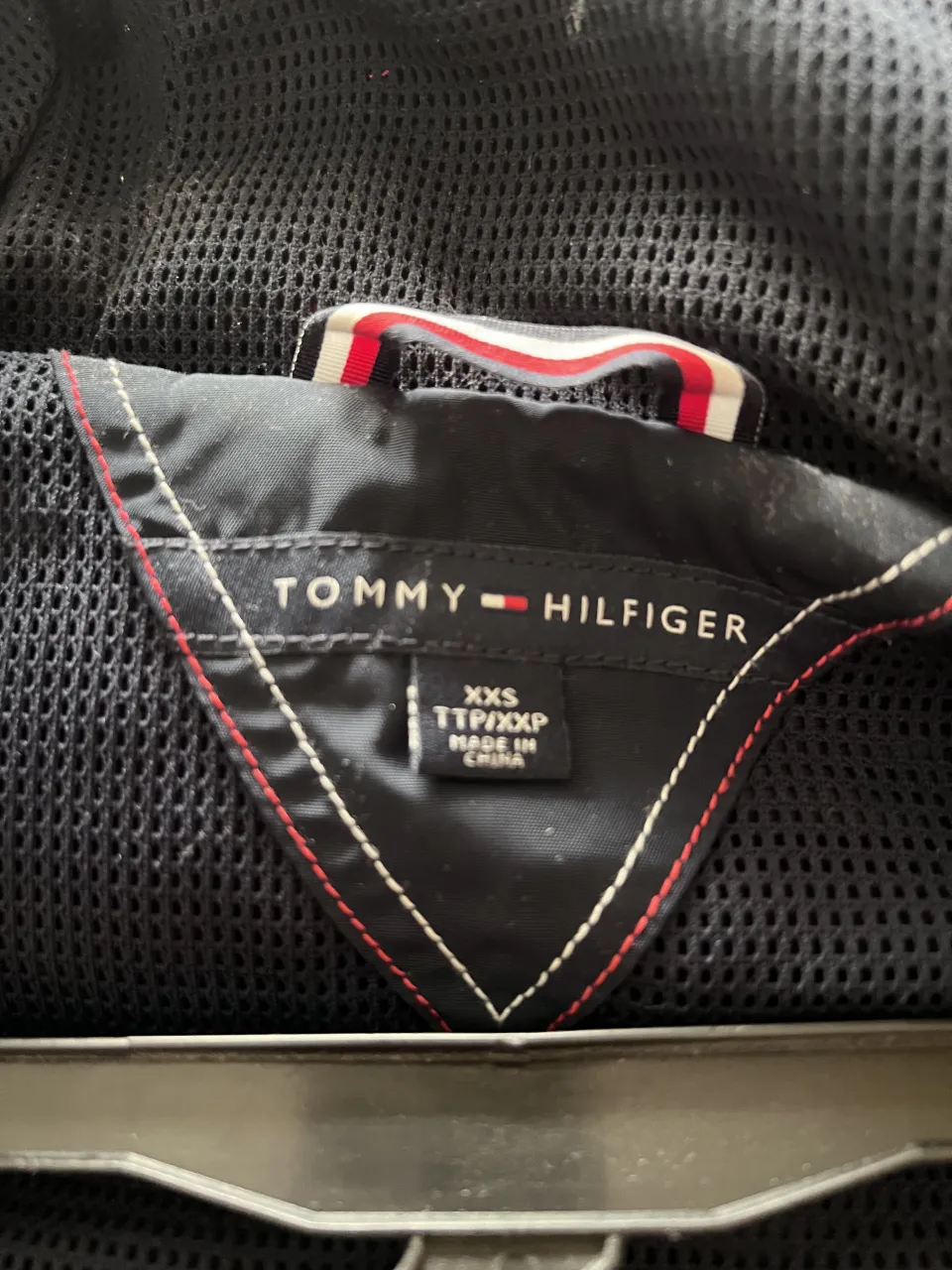 Campera Tommy Hilfiger - imagen 2