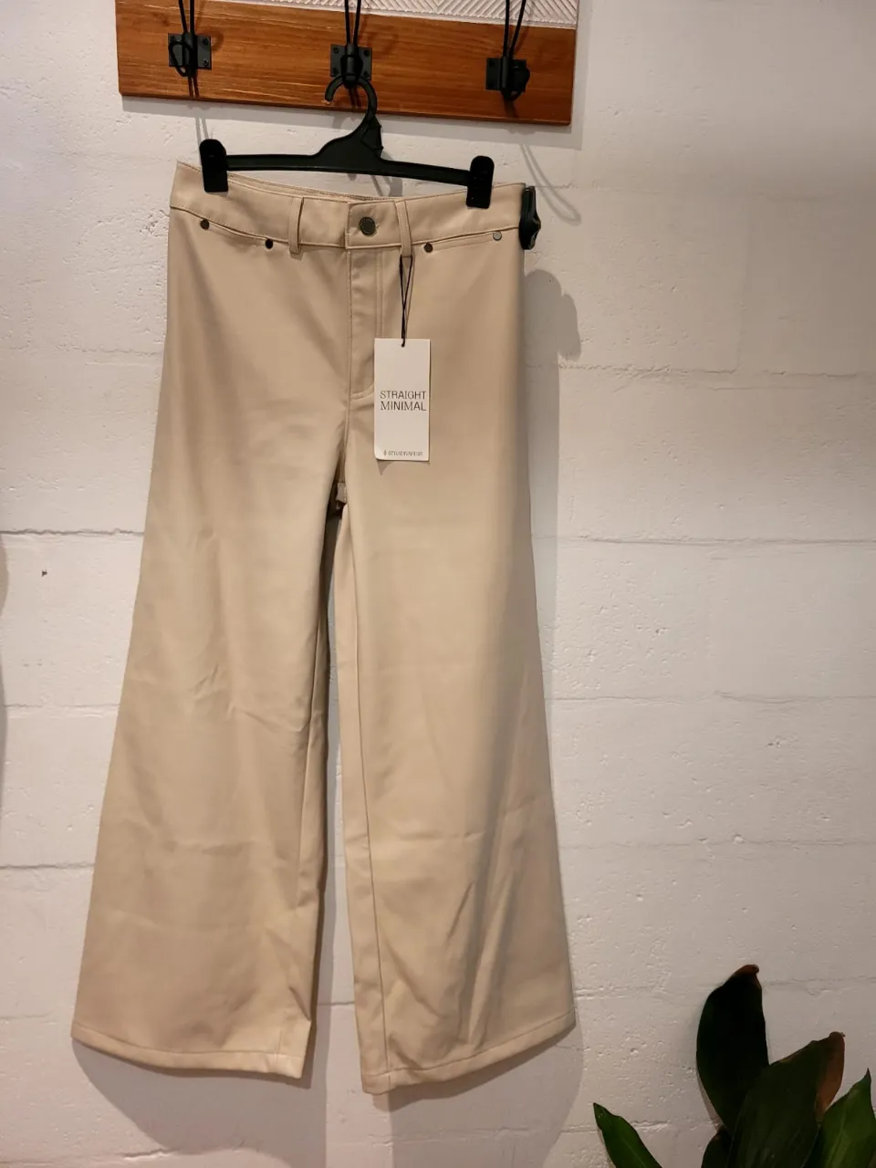Pantalón Stradivarius - imagen 1