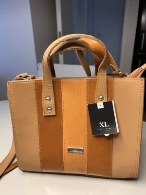 XL