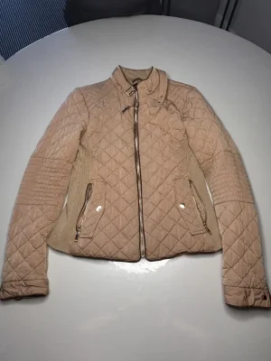 Zara Woman