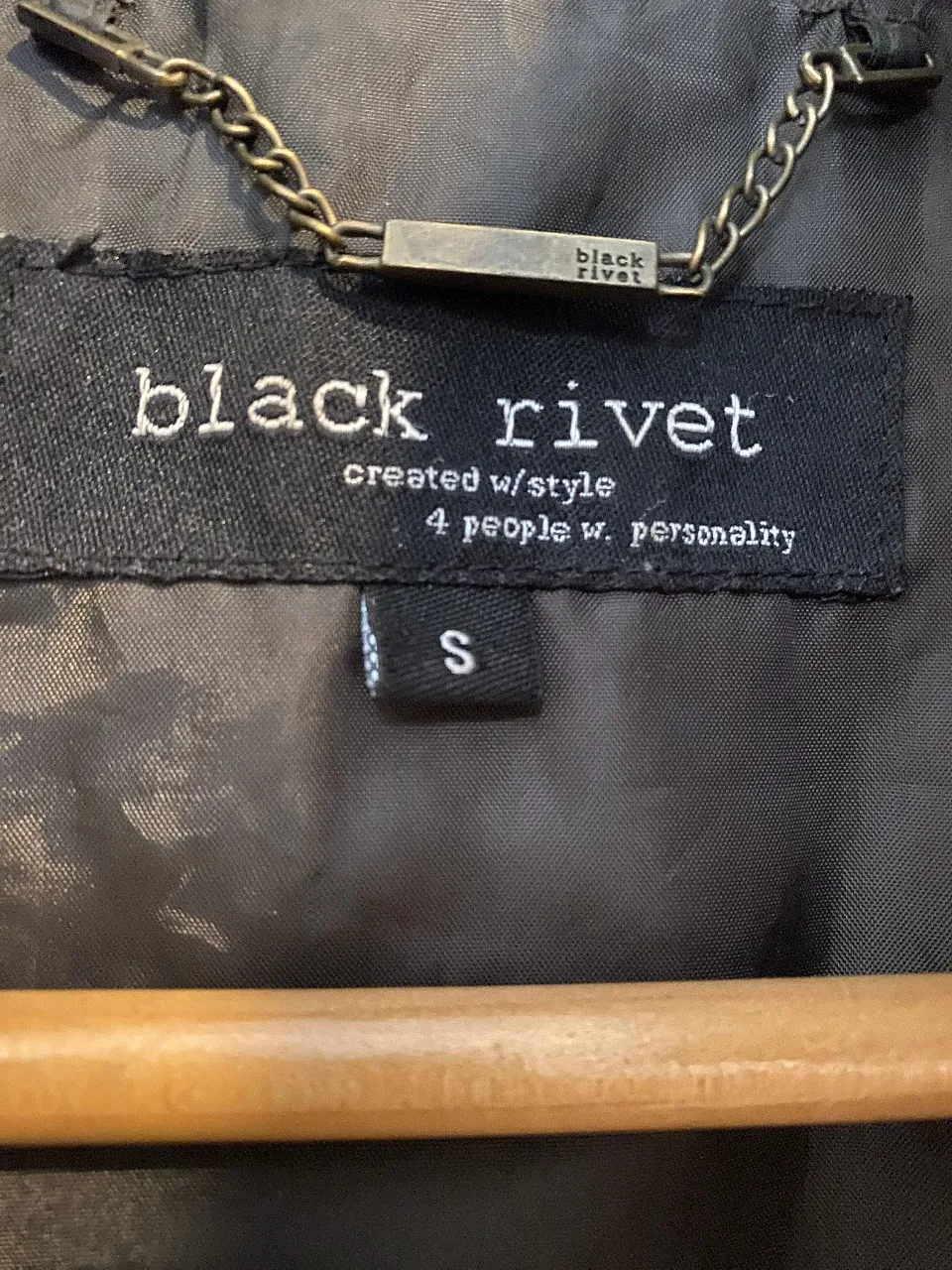 Campera BLACK. - imagen 4