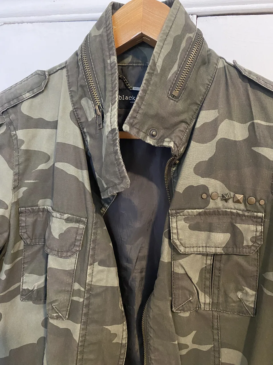 Campera BLACK. - imagen 3