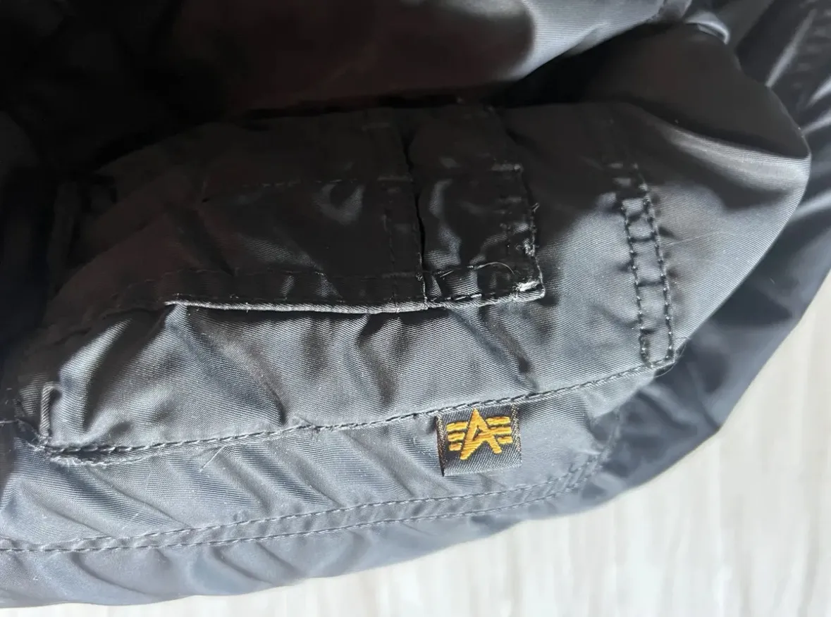 Campera Alpha Industries - imagen 2