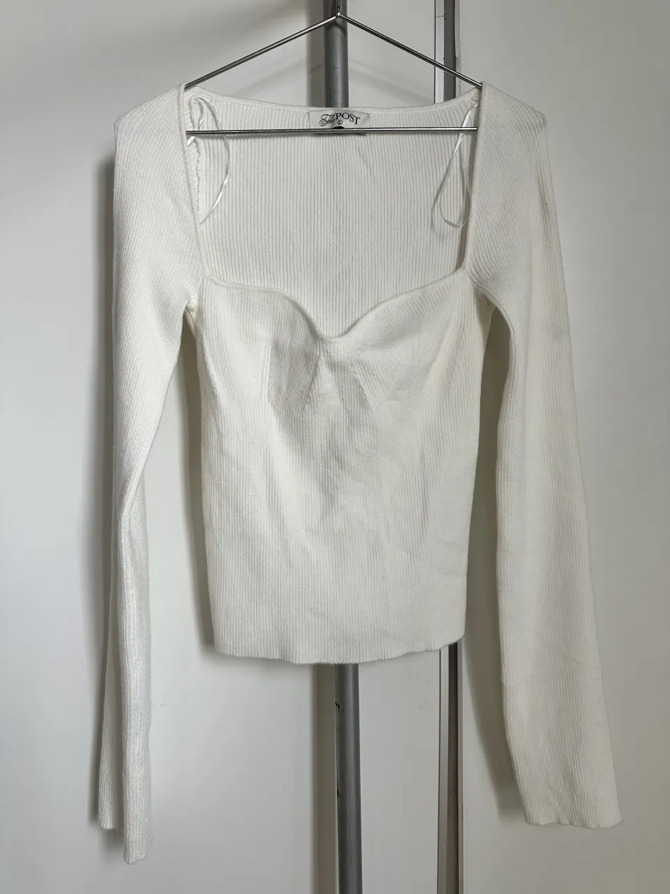 Polera A ≠ - imagen 3