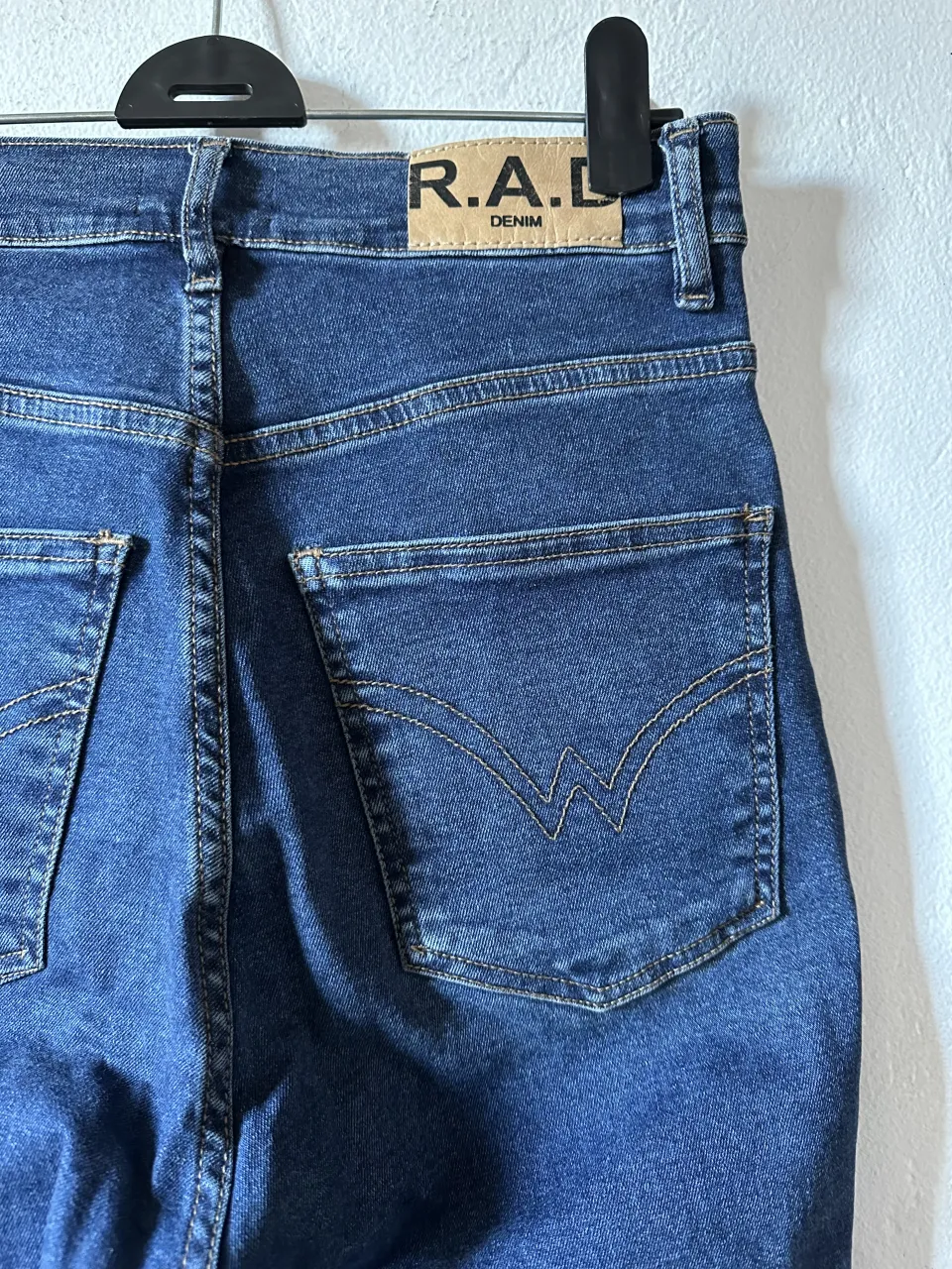 Jean R.A.D - imagen 3