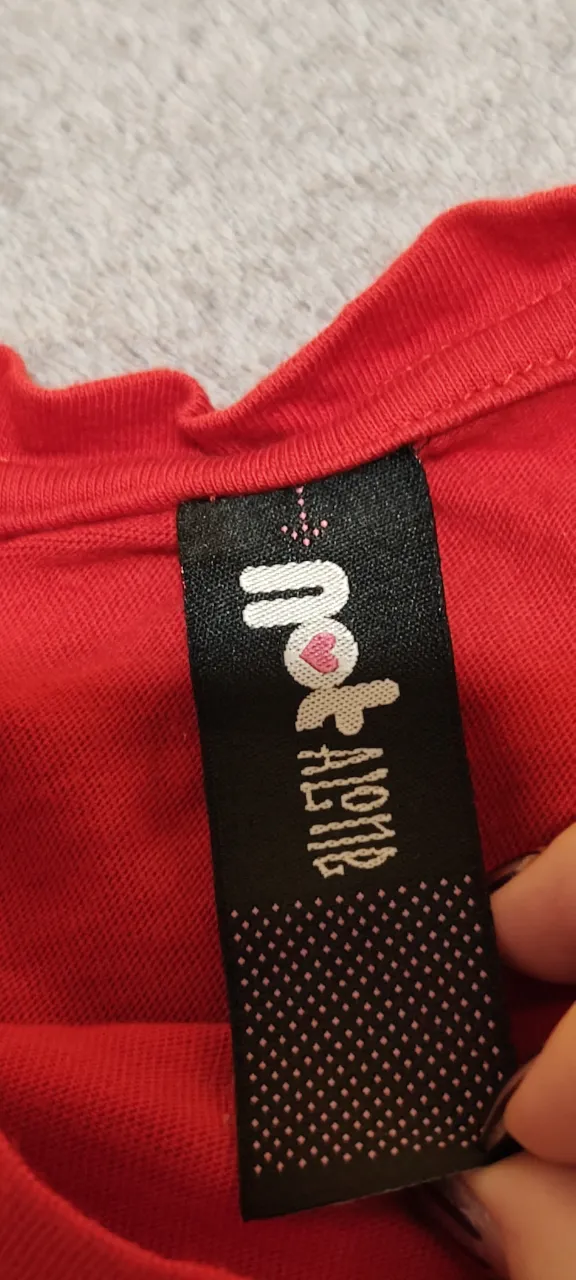 Remera Not alone - imagen 3