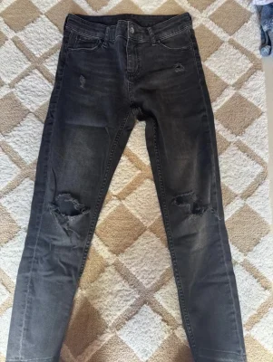 Zara Basic