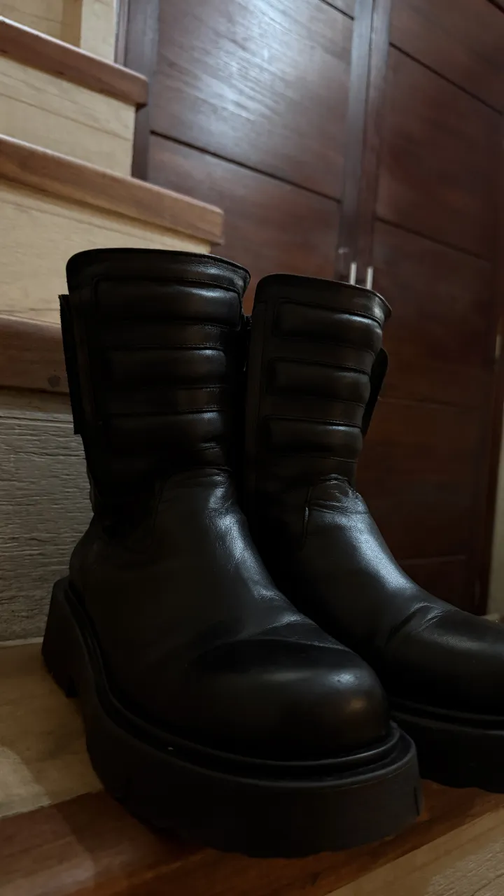 Borcegos Sarkany - imagen 1
