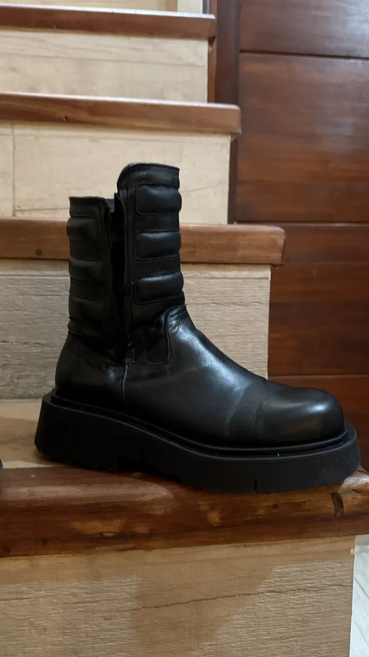 Borcegos Sarkany - imagen 2