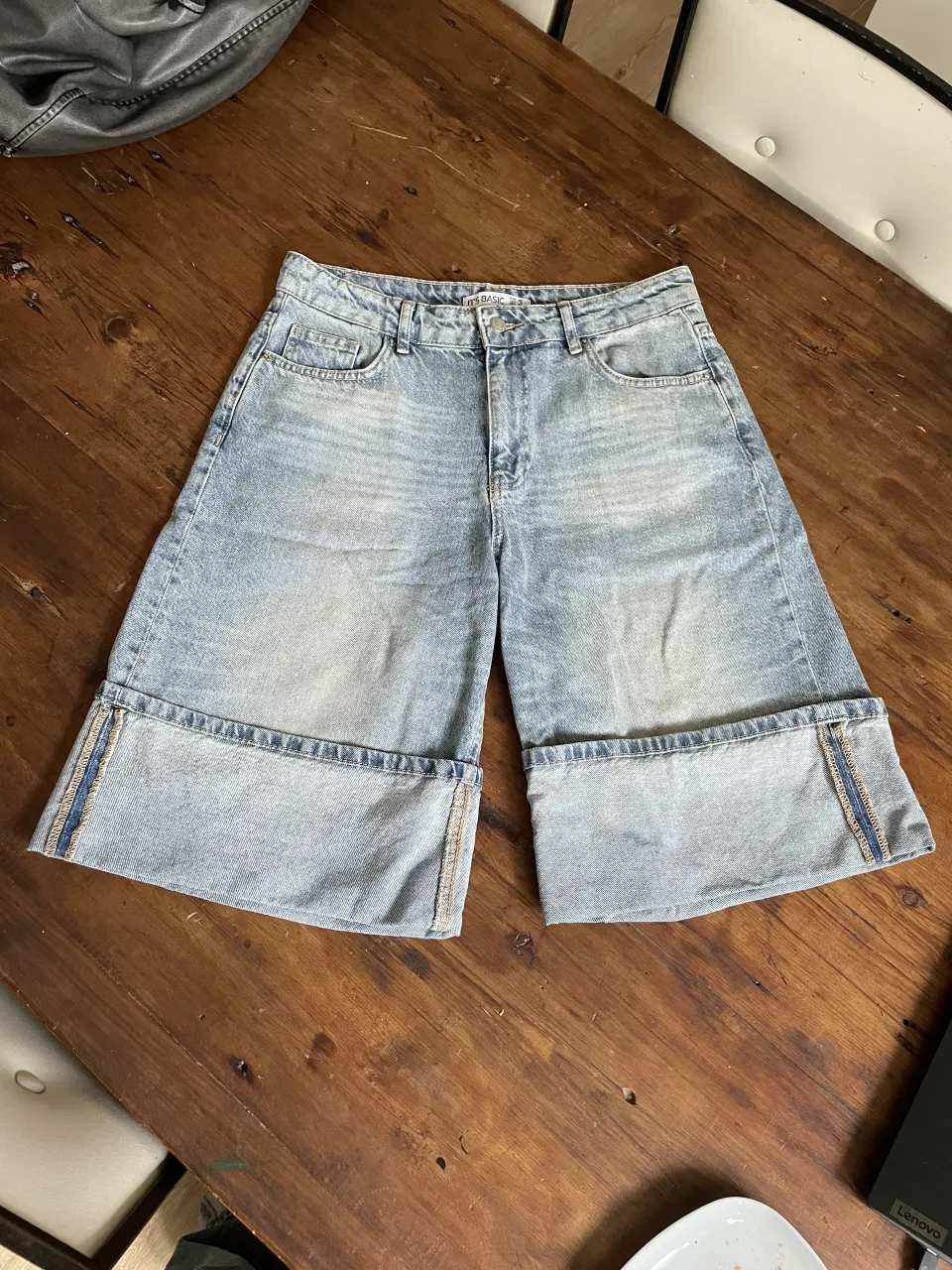 Short Its basic - imagen 1