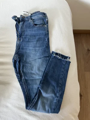 ginebra jeans