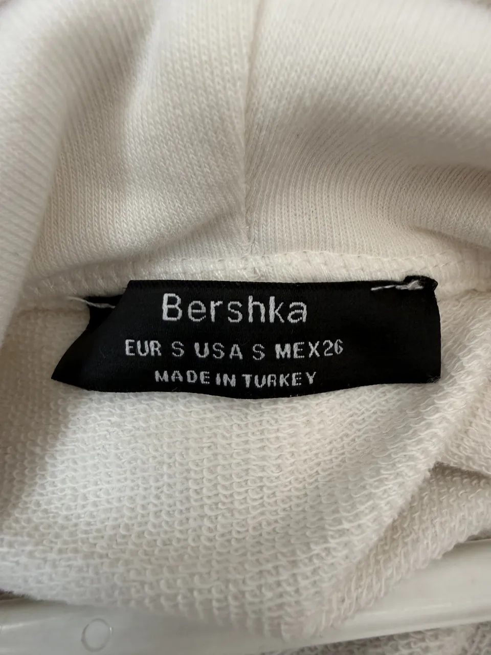 Buzo Bershka - Vista 2