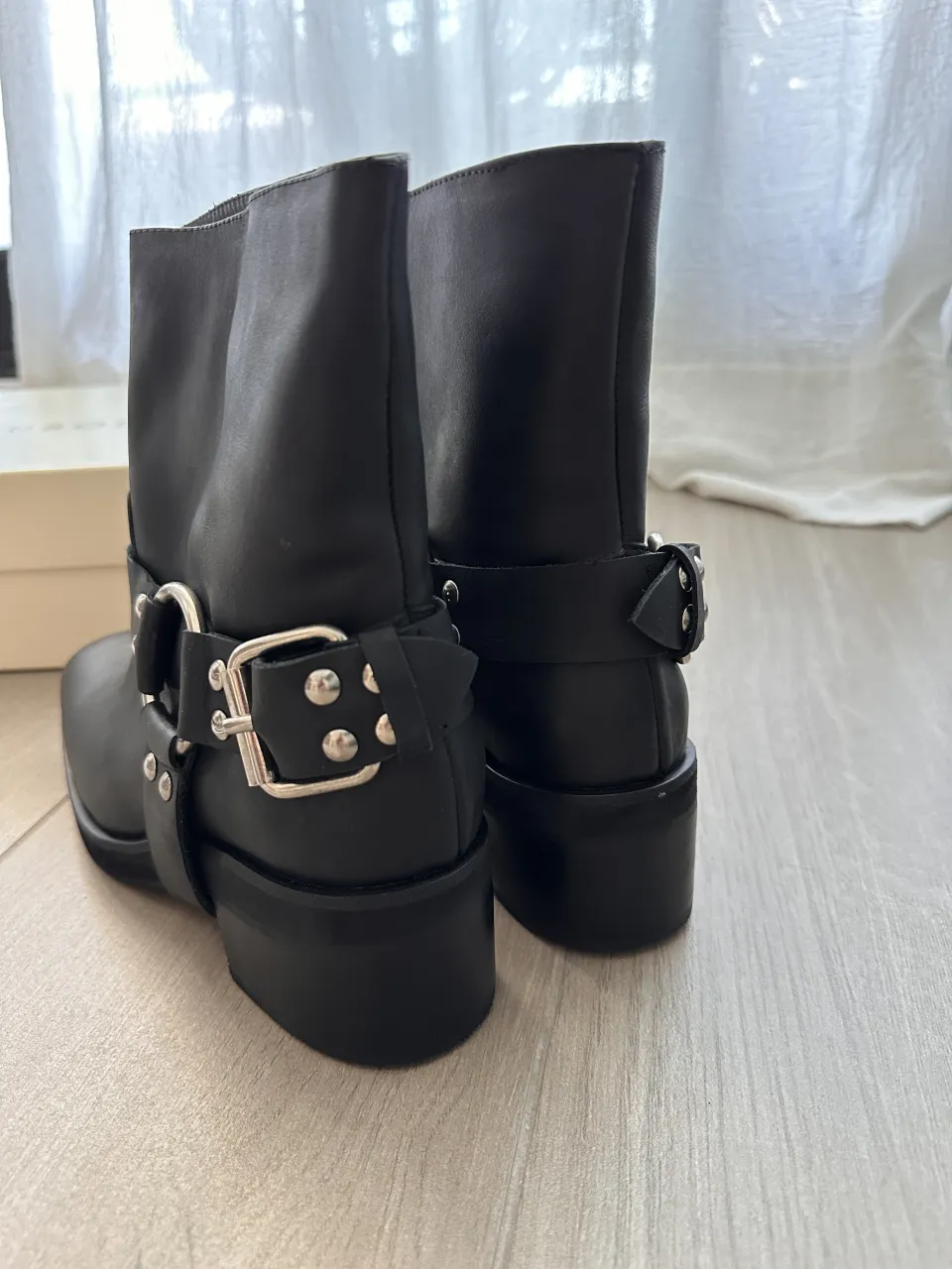 Botas LUBOLOQUE - imagen 2