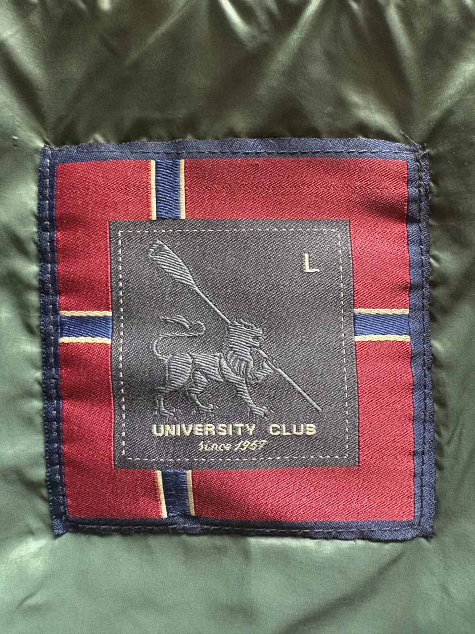 Campera University Club - imagen 4