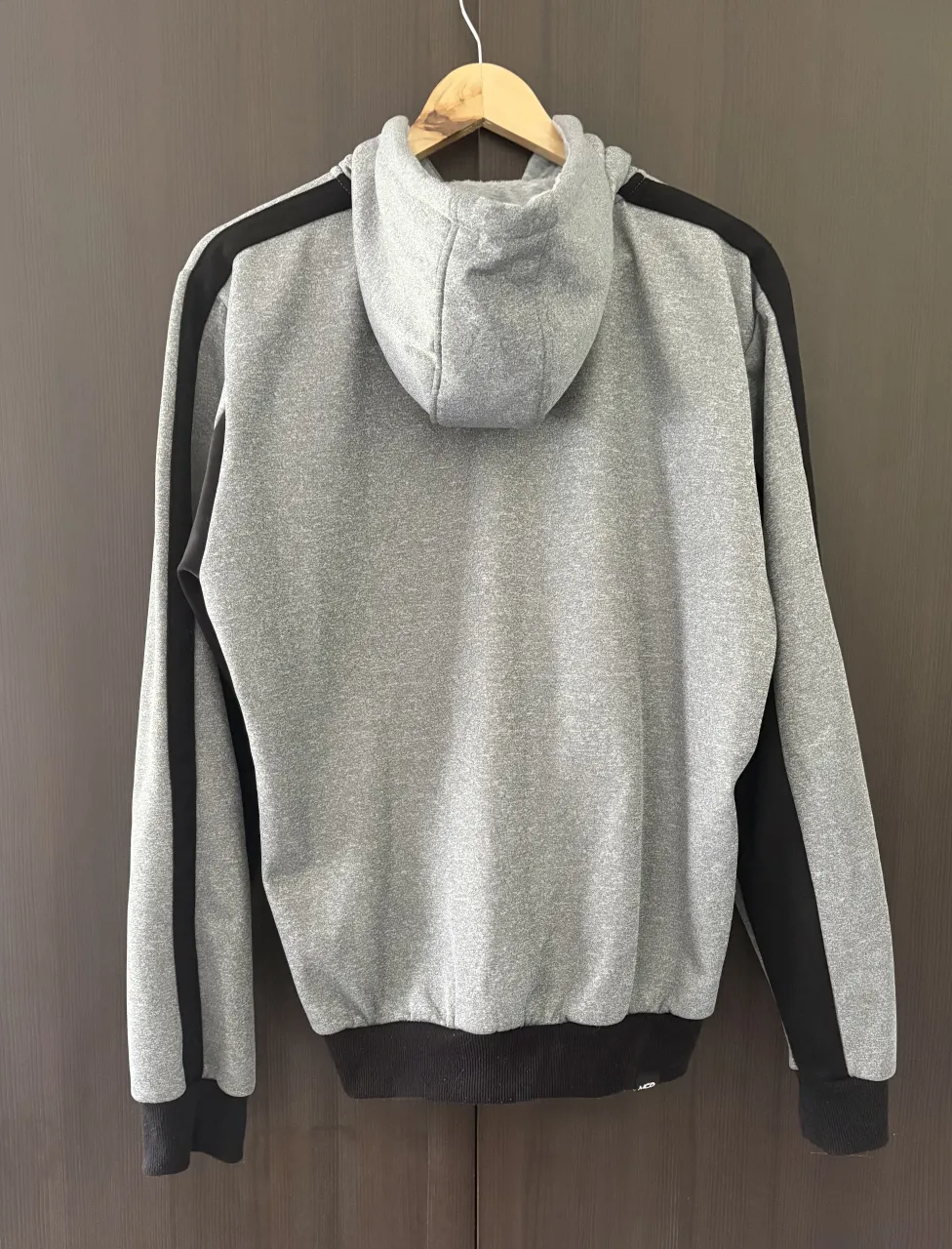 Campera More core división - imagen 2