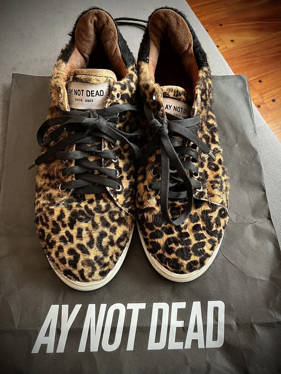 Zapatillas Ay Not Dead - imagen 1