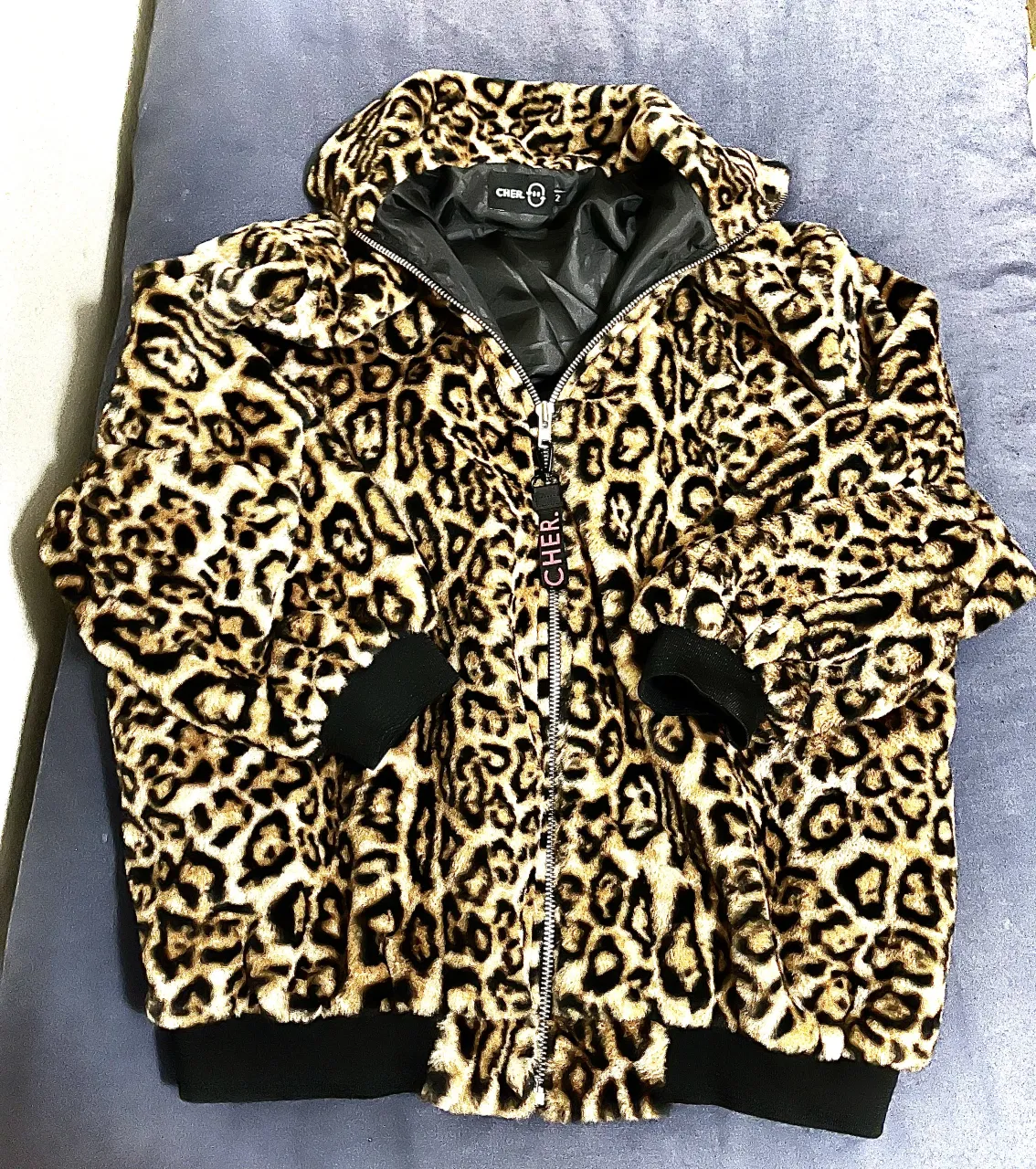 Campera CHER.