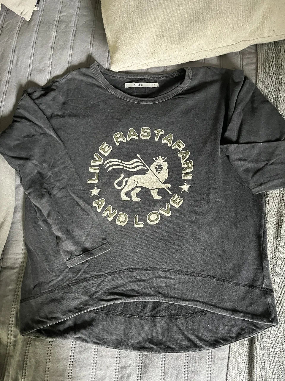 Remera CHER. - imagen 1