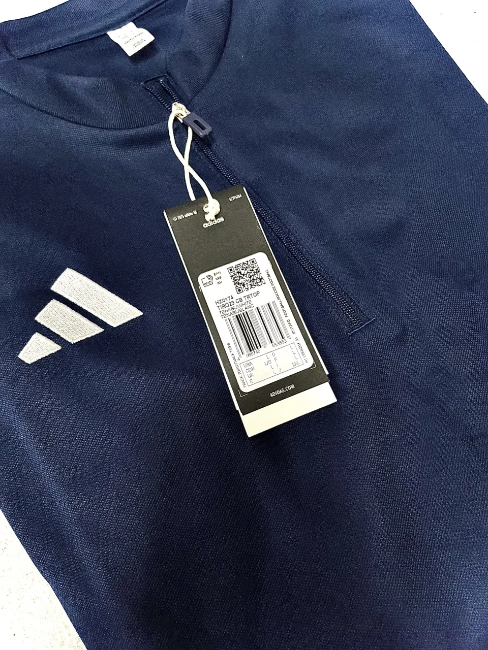 Buzo adidas - imagen 3