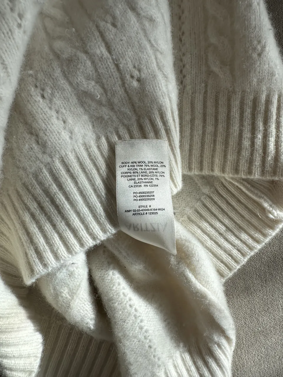 Sweater Aritzia - imagen 3