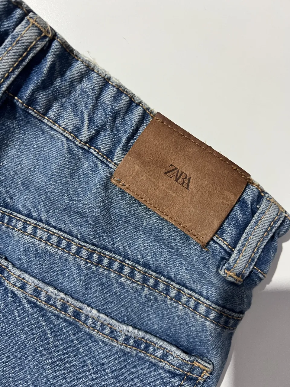 Short Zara - Vista 3