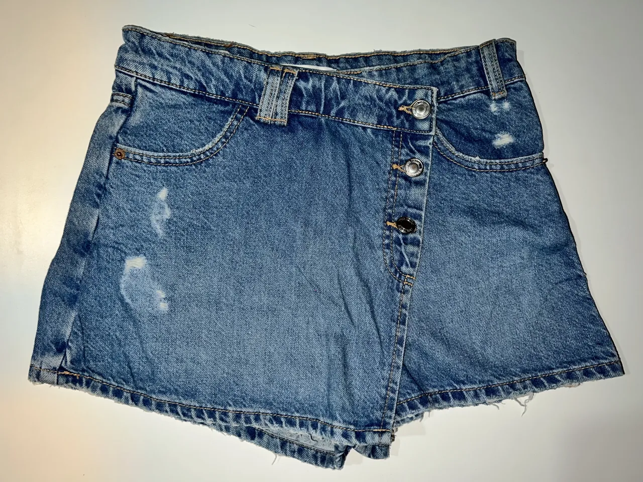 Short Zara